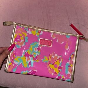Lilly Pulitzer for Estée Lauder makeup bag